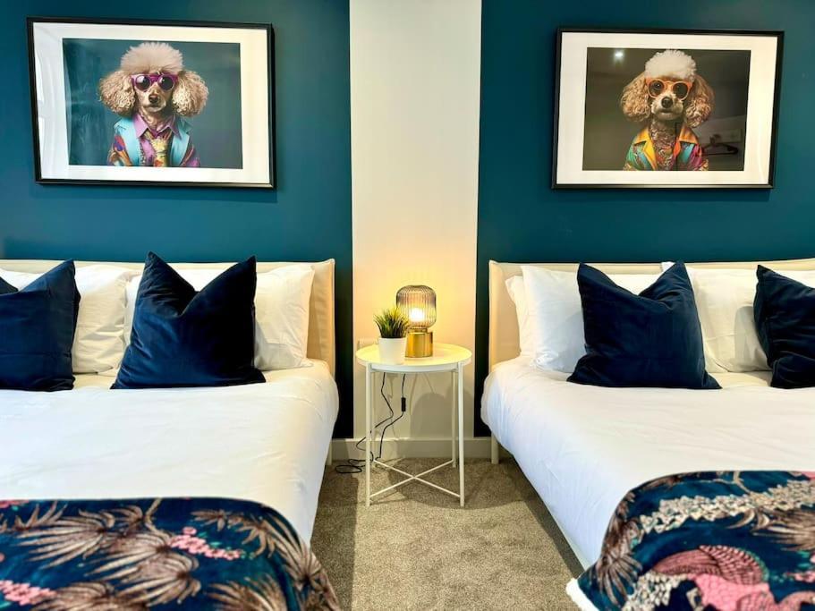 Bournemouth Getaway: 3Br Apartment Near Beach Bagian luar foto